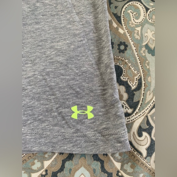 Under Armour Heat Gear Tee - Picture 5 of 5